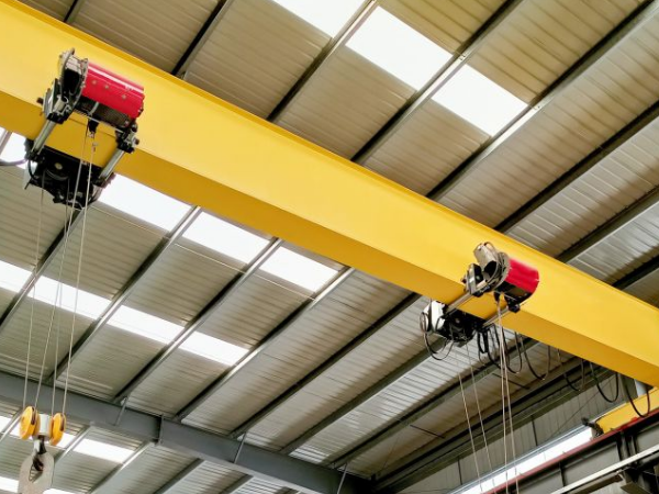 單梁行車節(jié)能降耗措施：有哪些實(shí)用方法？